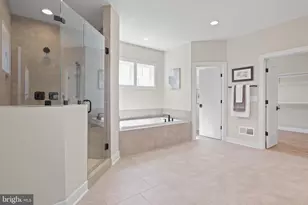 7738 Leonard Dr, Falls Church, VA 22043 - Photo 47