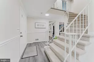 6010 Heathwick Ct, Burke, VA 22015 - Photo 9