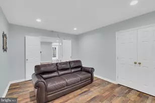 9315 Hallston Ct, Fairfax Station, VA 22039 - Photo 11