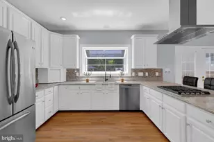 9315 Hallston Ct, Fairfax Station, VA 22039 - Photo 23