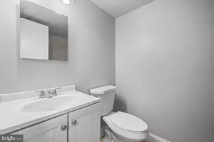 3824 Persimmon Cir, Fairfax, VA 22031 - Photo 21