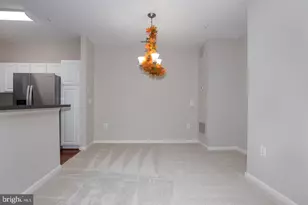 4144 Fountainside Ln, Fairfax, VA 22030 - Photo 17