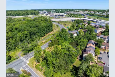 14201 Braddock Road, Centreville, VA 20120 - Photo 7