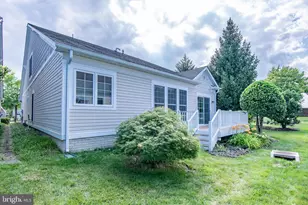 8406 Mountain Larkspur Dr Dr, Lorton, VA 22079 - Photo 9