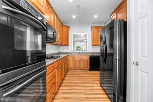 8406 Mountain Larkspur Dr Dr, Lorton, VA 22079 - Photo 19