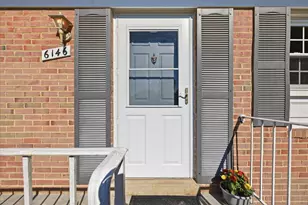 6146 Strasburg Dr, Centreville, VA 20121 - Photo 7