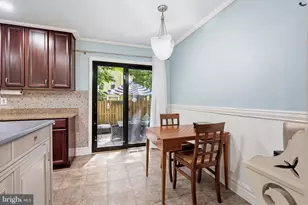 9913 Kingsbridge Dr, Fairfax, VA 22031 - Photo 13