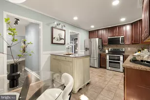 9913 Kingsbridge Dr, Fairfax, VA 22031 - Photo 13