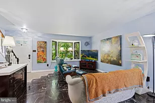 9913 Kingsbridge Dr, Fairfax, VA 22031 - Photo 3