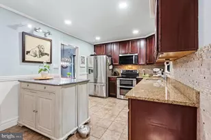 9913 Kingsbridge Dr, Fairfax, VA 22031 - Photo 9