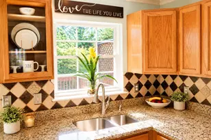 4622 Flatlick Branch Dr, Chantilly, VA 20151 - Photo 5
