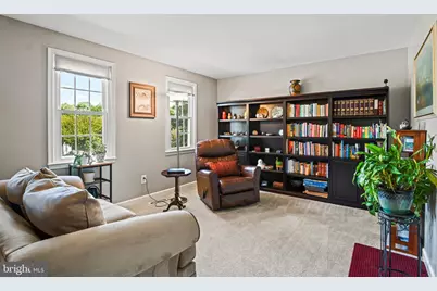 13300 Tuckaway Drive, Fairfax, VA 22033 - Photo 23