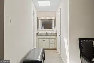 13300 Tuckaway Dr, Fairfax, VA 22033 - Photo 27