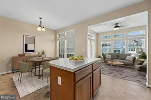 8474 Hallie Rose St, Alexandria, VA 22309 - Photo 11