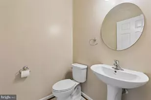 8474 Hallie Rose St, Alexandria, VA 22309 - Photo 35