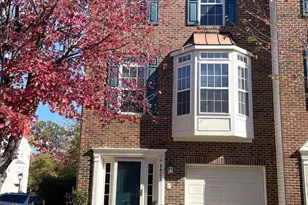 8421 Hallie Rose St, Alexandria, VA 22309 - Photo 3