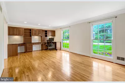 1301 Stone Meadow Way, Vienna, VA 22182 - Photo 9