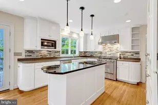 1301 Stone Meadow Way, Vienna, VA 22182 - Photo 13