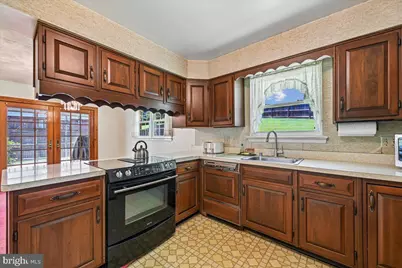 5643 Inverchapel Road, Springfield, VA 22151 - Photo 25