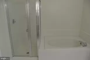 7034 Darby Towne Ct, Alexandria, VA 22315 - Photo 23