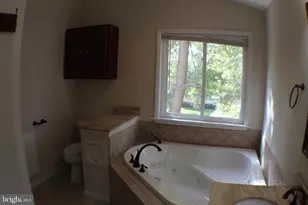 7012 Galgate Dr, Springfield, VA 22152 - Photo 21
