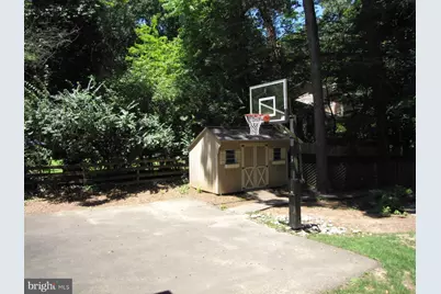 [Address not provided], Vienna, VA 22181 - Photo 15