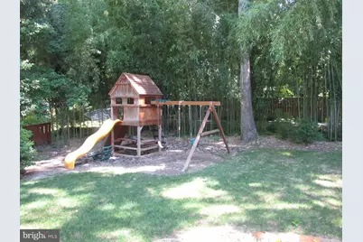 [Address not provided], Vienna, VA 22181 - Photo 27