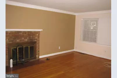 [Address not provided], Vienna, VA 22181 - Photo 5