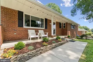 7412 Farnum St, Springfield, VA 22151 - Photo 3