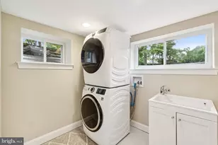 7412 Farnum St, Springfield, VA 22151 - Photo 21