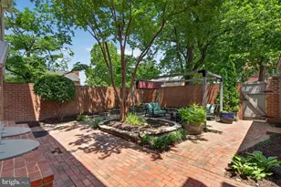 8336 Garfield Ct, Springfield, VA 22152 - Photo 19