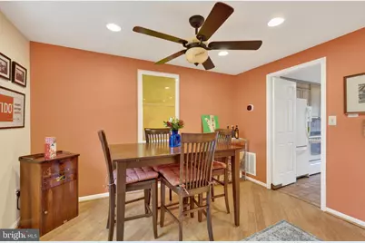 6415 Birchleigh Circle, Alexandria, VA 22315 - Photo 9