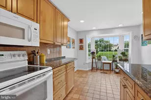 6415 Birchleigh Cir, Alexandria, VA 22315 - Photo 15
