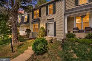 6117 Martins Landing Ct, Burke, VA 22015 - Photo 3