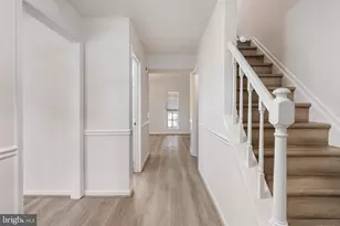 6117 Martins Landing Ct, Burke, VA 22015 - Photo 7