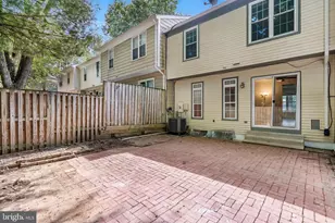 6117 Martins Landing Ct, Burke, VA 22015 - Photo 35