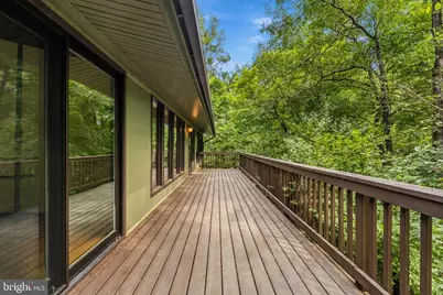 500 Walker Road, Great Falls, VA 22066 - Photo 23