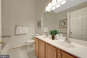 14256 Glade Spring Dr, Centreville, VA 20121 - Photo 37
