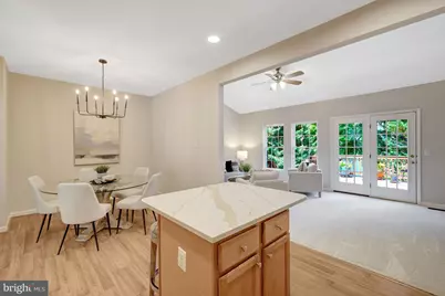 14256 Glade Spring Drive, Centreville, VA 20121 - Photo 21