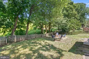 7588 Woodstown Dr, Springfield, VA 22153 - Photo 51