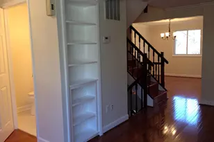 2126 Glenn Spring Ct, Falls Church, VA 22043 - Photo 3