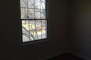 2126 Glenn Spring Ct, Falls Church, VA 22043 - Photo 13