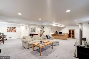 6801 Van Fleet Dr, McLean, VA 22101 - Photo 21