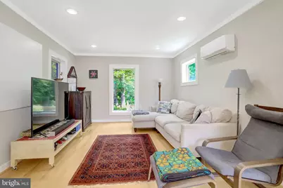 6616 Braddock, Annandale, VA 22003 - Photo 19