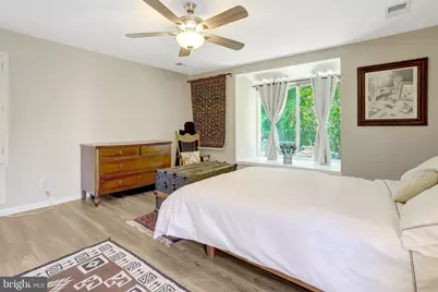 6616 Braddock, Annandale, VA 22003 - Photo 23