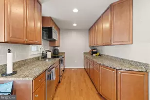 8573 Tyrolean Way, Springfield, VA 22153 - Photo 9