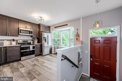 6003 Little Brook Court, Clifton, VA 20124 - Photo 7