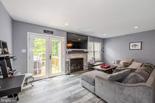 6003 Little Brook Ct, Clifton, VA 20124 - Photo 13