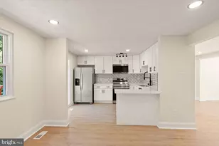 8085 Steeple Chase Ct, Springfield, VA 22153 - Photo 7