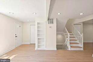 8085 Steeple Chase Ct, Springfield, VA 22153 - Photo 5